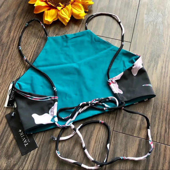 🦋B2G1🦋TAVIK RYAN Blossom Sport Swim Top NWT - Picture 7 of 12